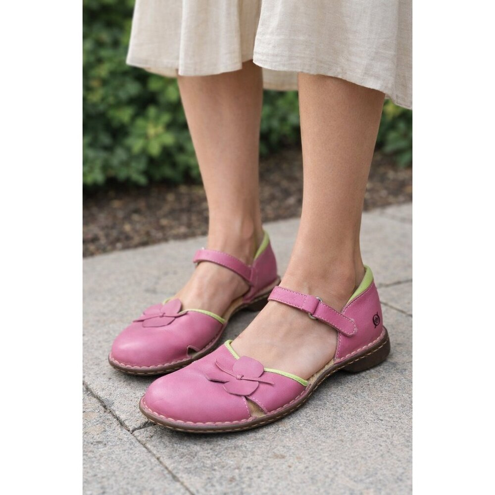 Born Pink Leather Mary Jane Shoes Womens Size 8.5 /40 Floral Comfort Casual Flat